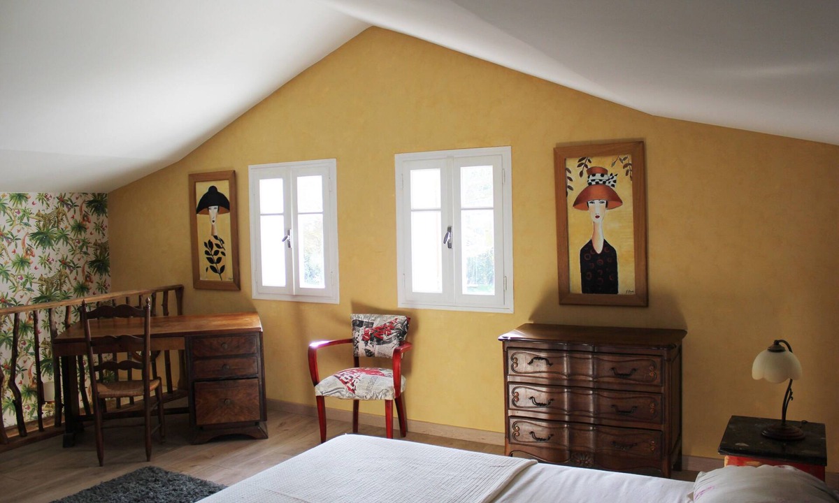 Monteux House | Charming ecological cottage in the middle of a large garden
