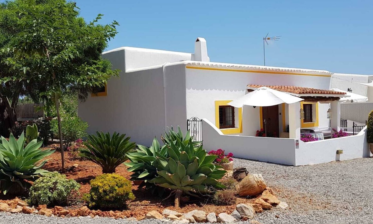 Santa Eulalia del Rio Cottage | Charming cottage in Ibiza
