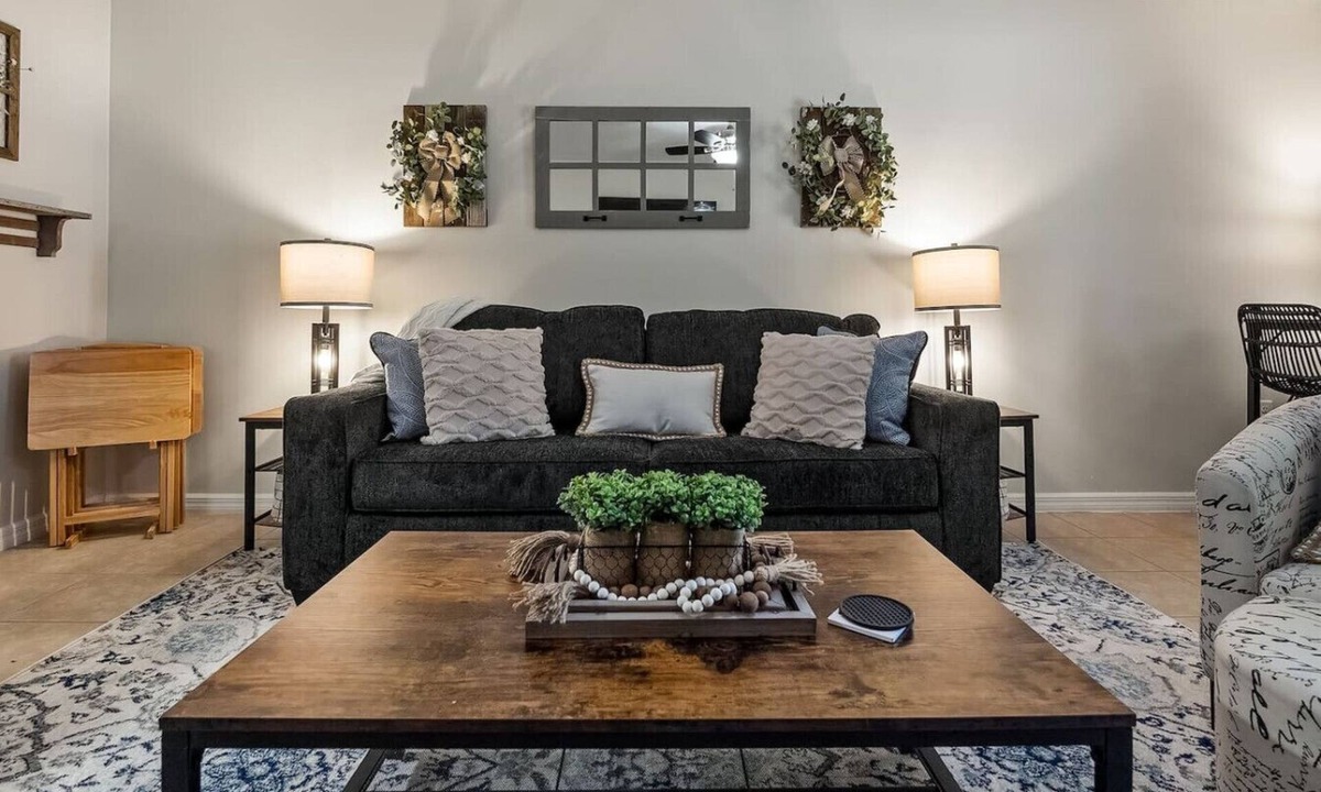 Clermont Apartment | Charming Family & Triathlete Downtown Suite 857