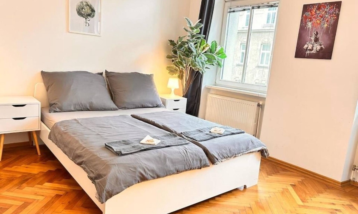 Favoriten Apartment | Charming Flat by Interhome