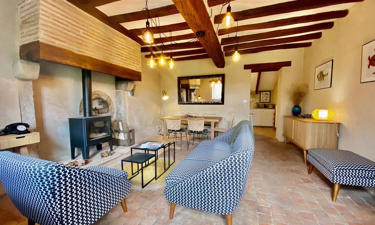 Courcelles-la-Foret Cottage | Charming Gîte Near Le Mans: 2 Bedrooms, Garage, Terrace, Close to Zoo and Circuit