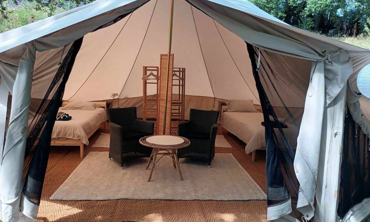 Crespin Cabin | Charming Glamping tent in quiet place, with swimming pool, bathroom and kitchen