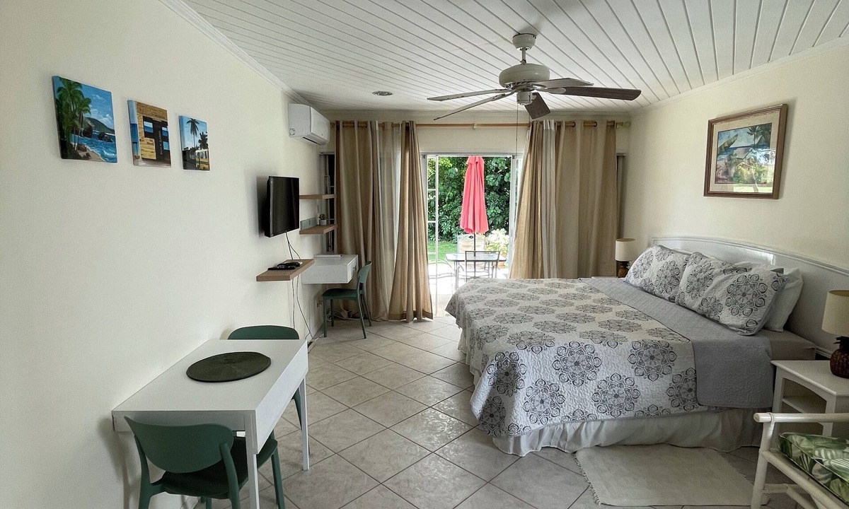 Rendezvous Apartment | Charming Ground-Floor Studio in South Coast Barbados