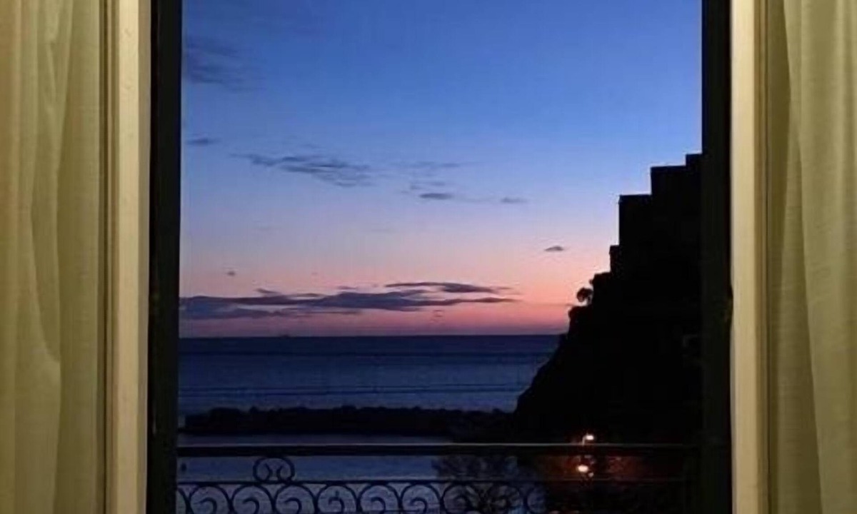 Borgo Antico Apartment | Charming historical 4 guests apartment stunning sea view free wi- fi parking
