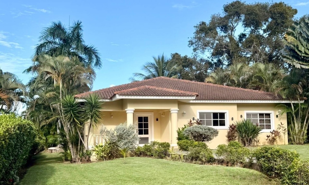 Urbanizacion Tavarez Villa | Charming Hispaniola 3 bed/3 bath villa 66 with a view and private pool