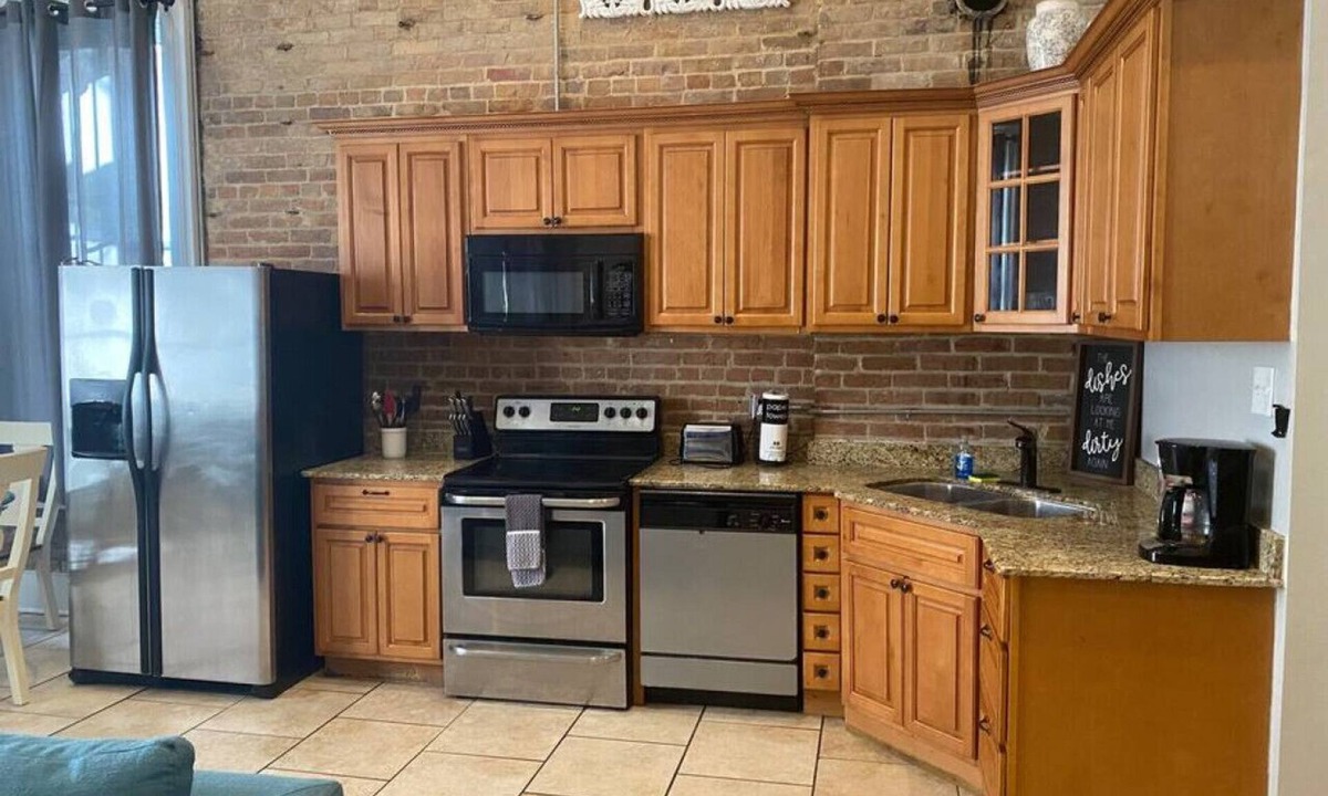 Algiers Point Apartment | Charming Historic Gem