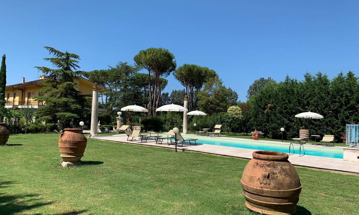 Tregozzano Villa | Charming historic villa near Arezzo, with private pool adorned with marble, centuries-old park, and