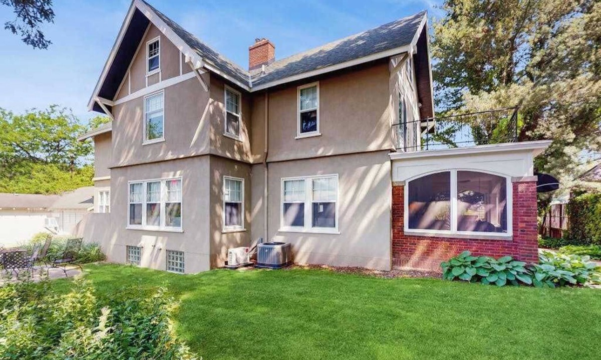 Saugatuck House | Charming historical home with gated entrance & gas grill - walk around downtown