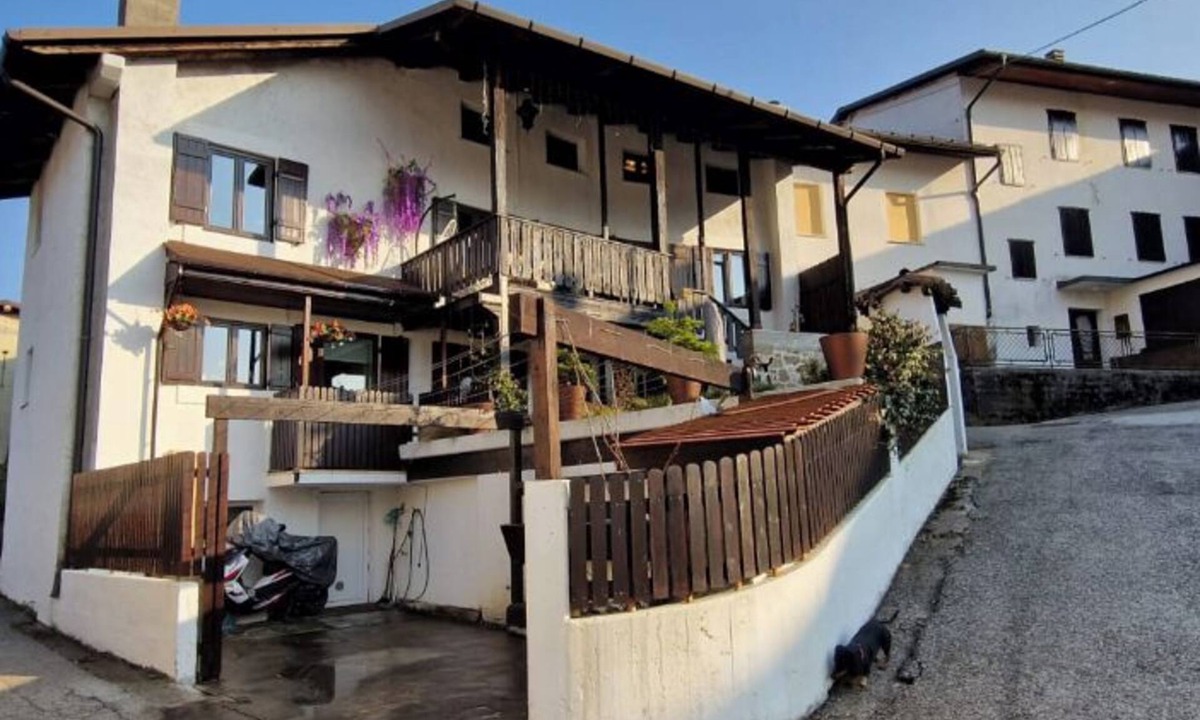 Priuso House | Charming Holiday Home for up to 10 Guests – Your Peaceful Retreat Awaits