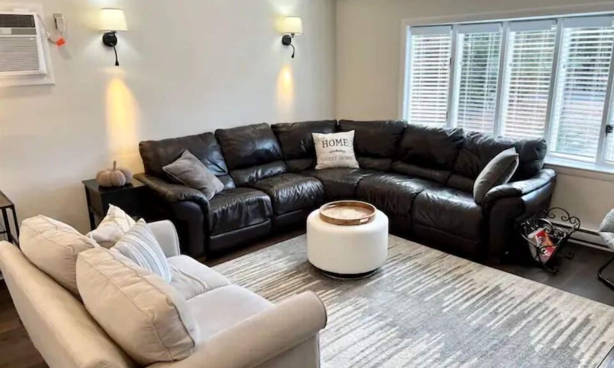 Reading House | Charming Home in Reading with a Large Yard