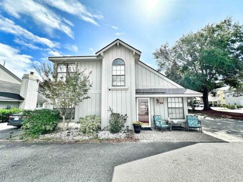 Windy Hill House | Charming Home, Walking Distance 2 Beach Unit10