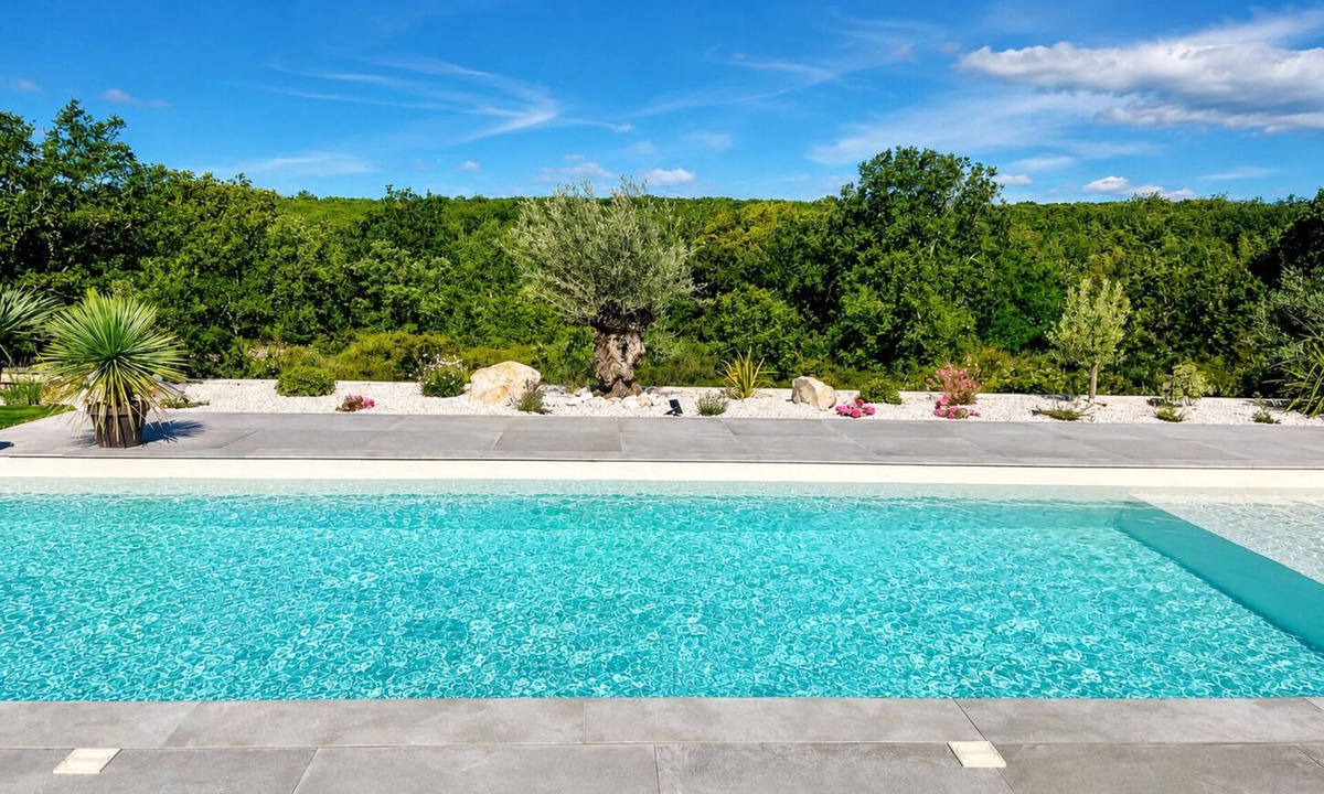 Lavilledieu Bed & Breakfast | CHARMING HOME WITH PRIVATE POOL – SOUTHERN ARDÈCHE, LAVILLEDIEU