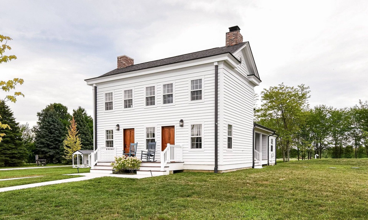 Sheridan House | Charming Homestead in peaceful farmland, just outside of Westfield Indiana.