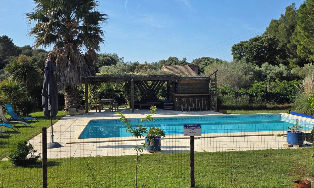 Istres House | Charming house classified 3 stars/3 ears "Gîtes de France" surrounded by nature