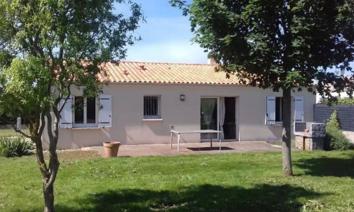 Thorigne House | Charming house for 8 people near A10