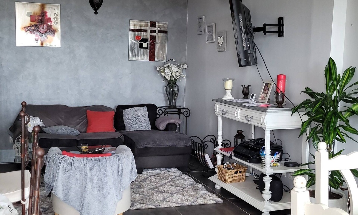 Pierrevert House | Charming house