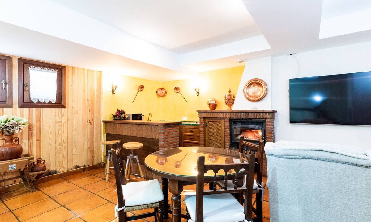 Beiro Apartment | Charming House in Albaicín, Granada