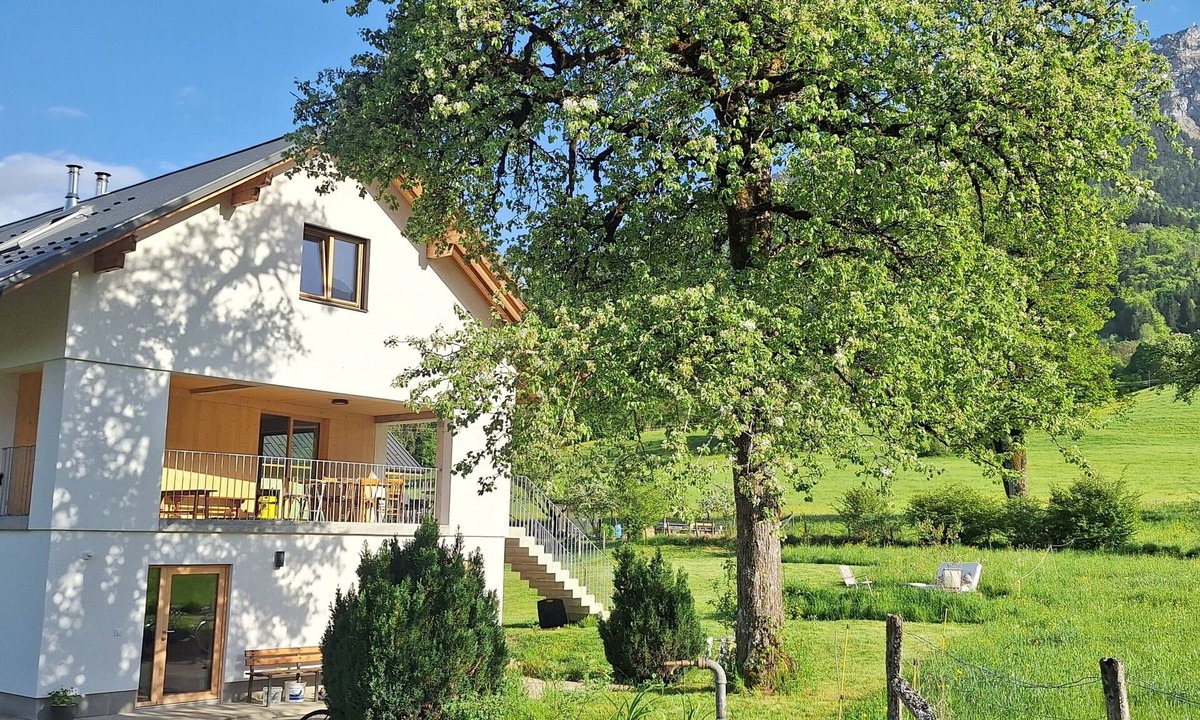 Le Chatelard Ski Chalet | Charming house in Savoie - calm & nature view