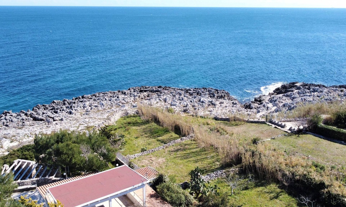 Marina di Marittima Villa | Charming house w/private sea access & jacuzzi