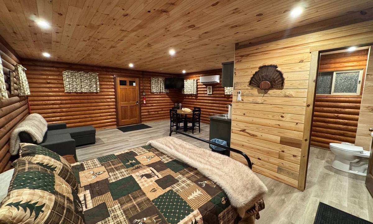 Kimbolton Cabin | Charming log cabin on gravel back road with peace, quiet, all amenities of home