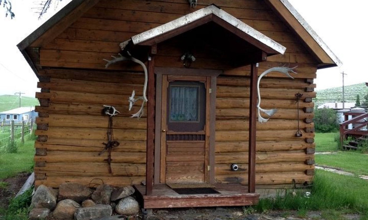 Pony Cabin | Charming Log Cabin with Mountain Views near Trails in Pony, Montana