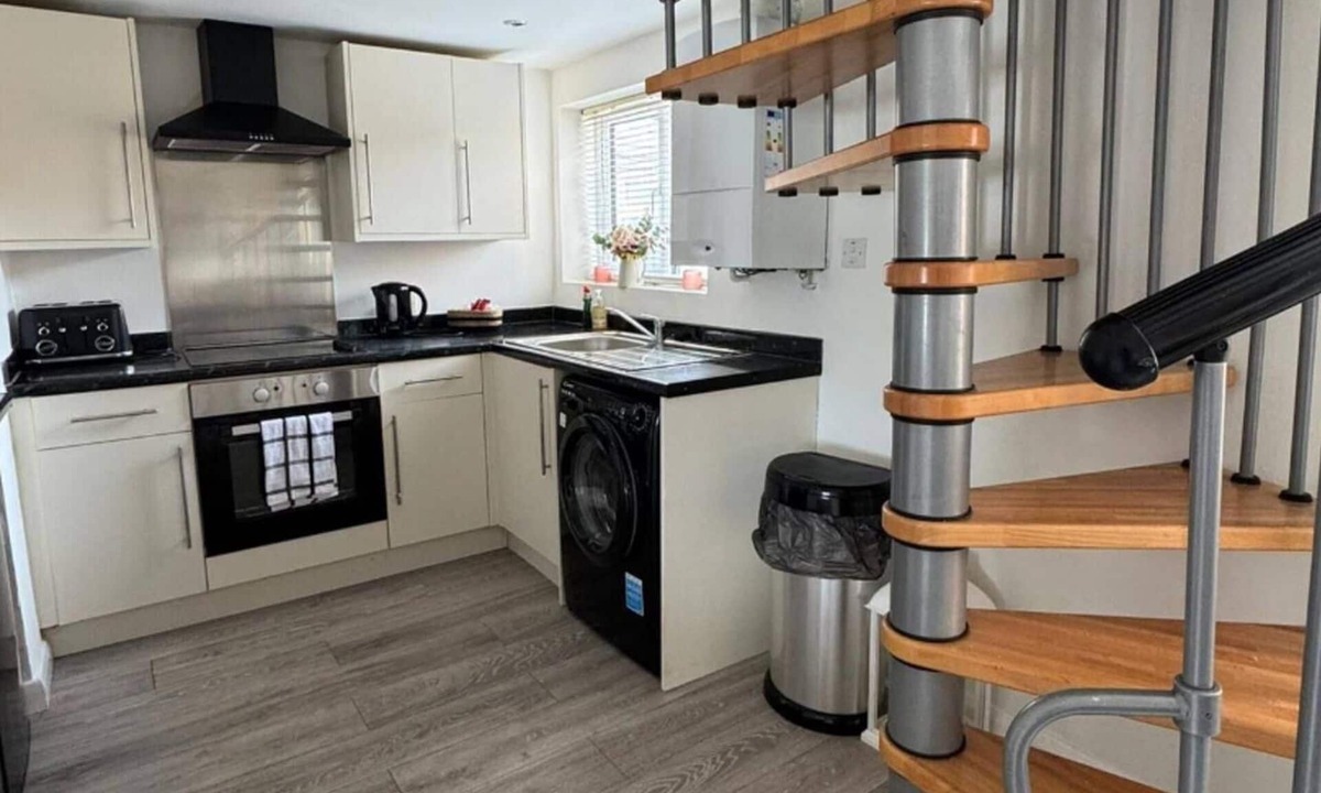 Middlewich House | Charming Middlewich House - Sleeps 4