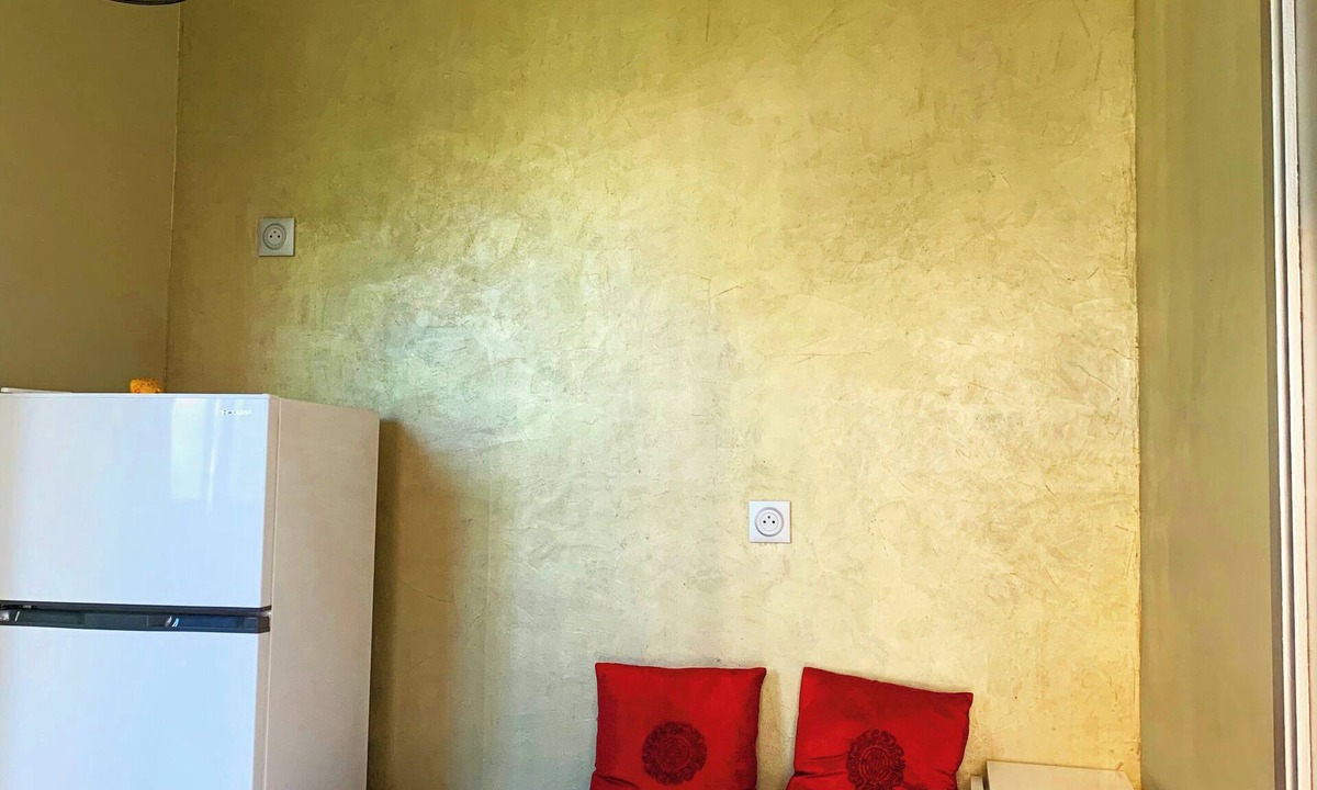 Colombes Apartment | Charming Modern Apartment with Garden View - Les Vallées District, Near Paris