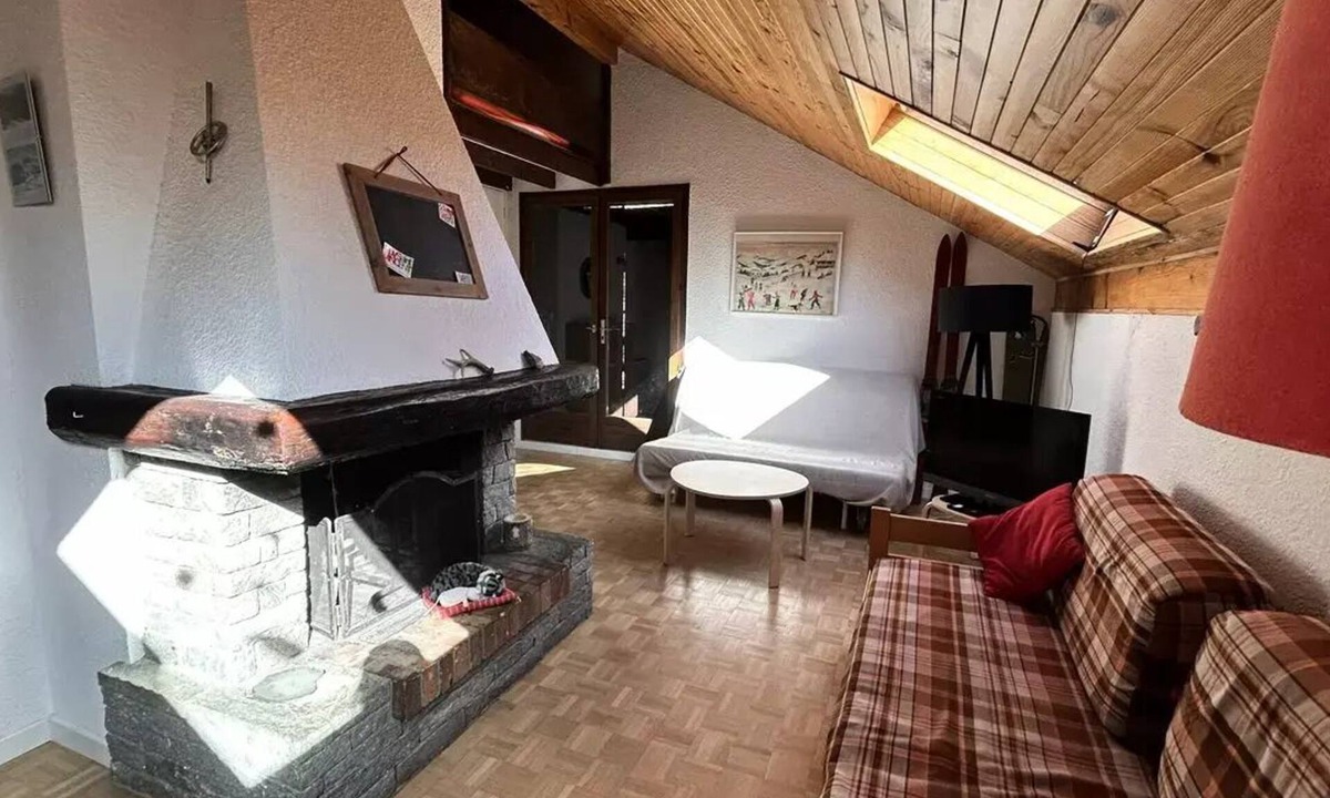 Vallouise-Pelvoux Apartment | Charming mountain apartment – Sleeps 4 to 6