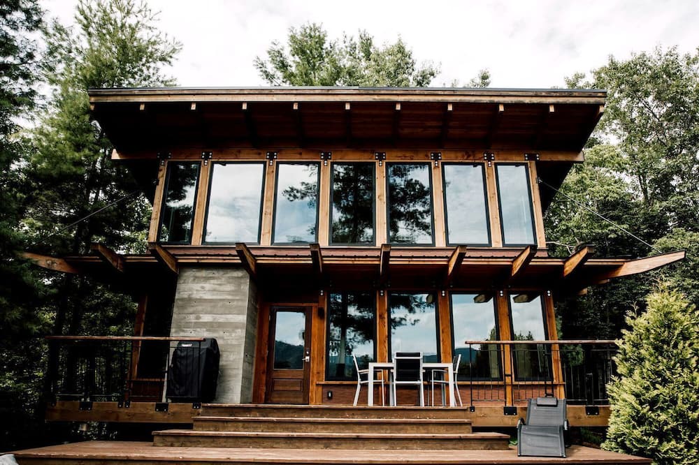 Bryson City Cabin | Charming Mountain Cabin Perfect for the Whole Family near Nantahala National Forest, NC