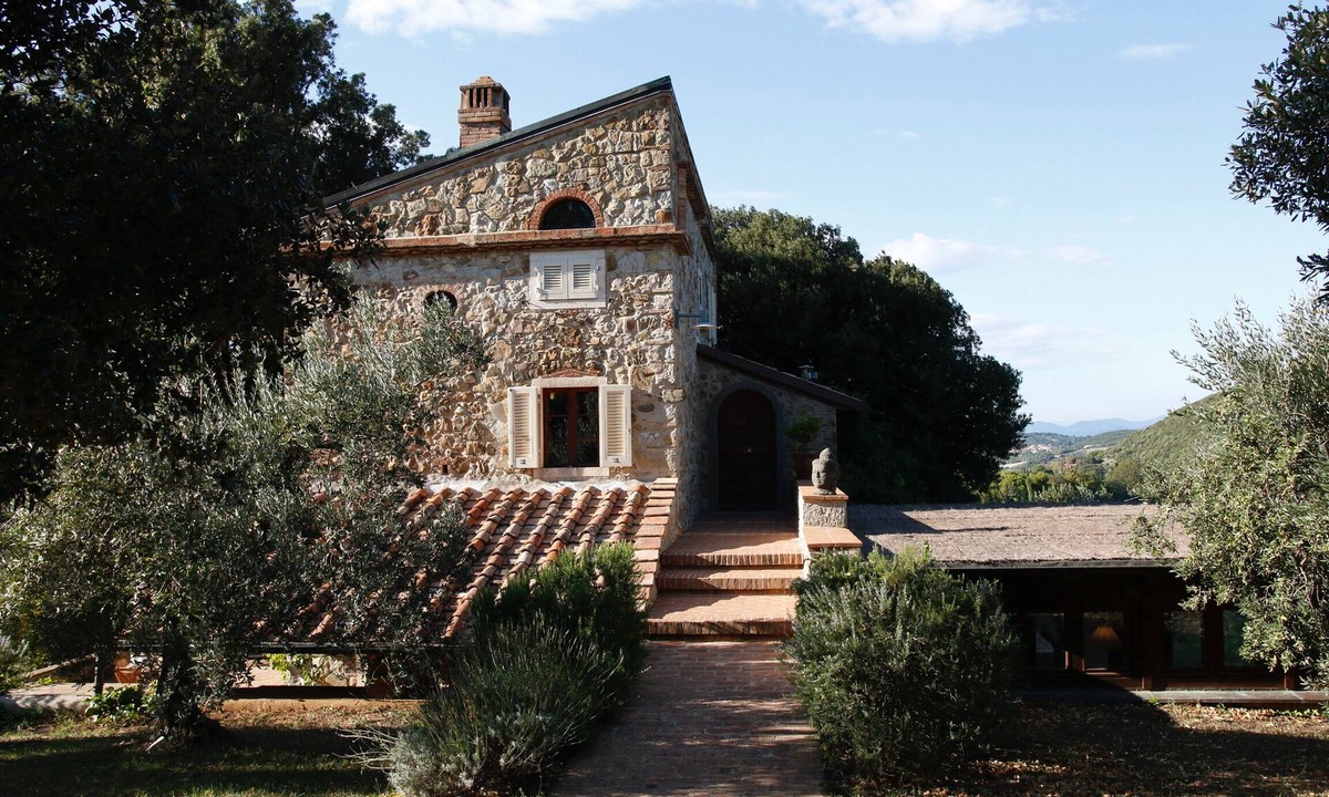 Castellina Marittima House | Charming, newly renovated olive grove in the heart of Tuscany