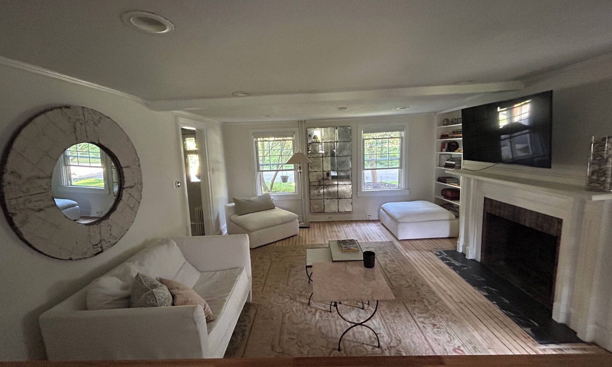 Cornwall-on-Hudson House | Charming newly renovated 2-bedroom house in the village of Cornwall-on-Hudson