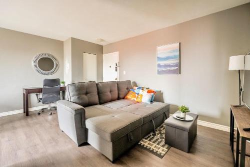 Rosedale Apartment | Charming Newly Renovated Condo - Glenview West