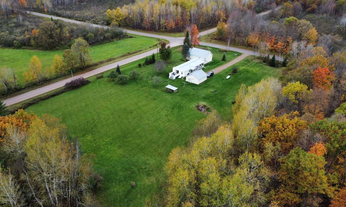 Weirgor House | Charming Northwoods Retreat