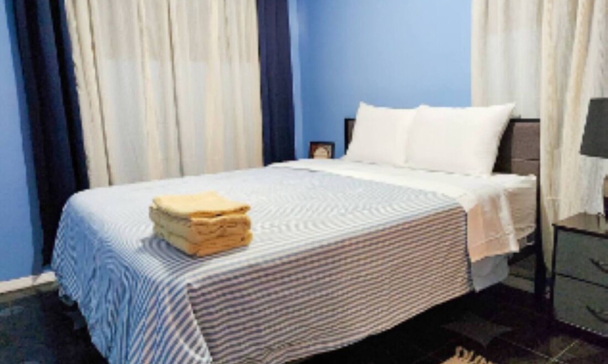 Far Rockaway Apartment | Charming Oasis Steps from Beach & Metro Station