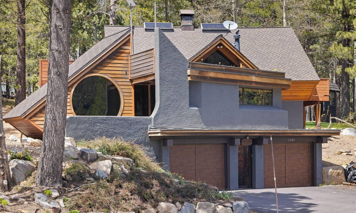 Olympic Valley House | Charming Olympic Valley Four Bedroom Home