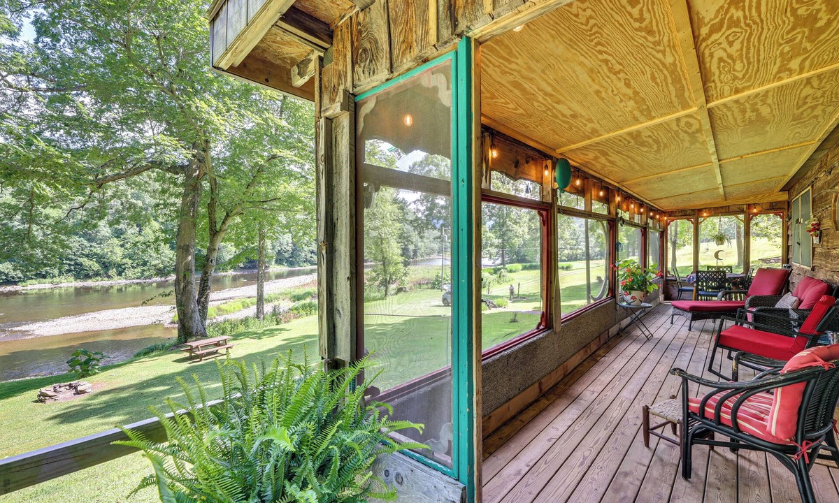 Clover Cabin | Charming Parsons Cabin w/Grill on the Cheat River