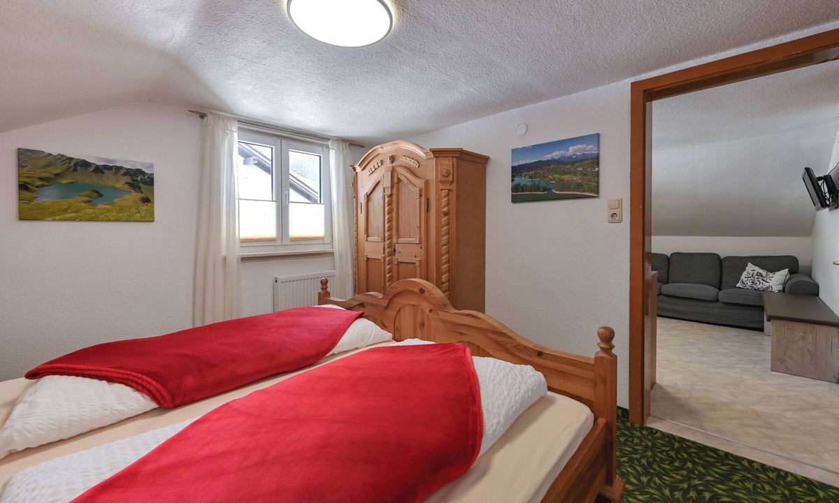 Ried Bed & Breakfast | Charming penthouse in the Allgäu/Perfect for a family