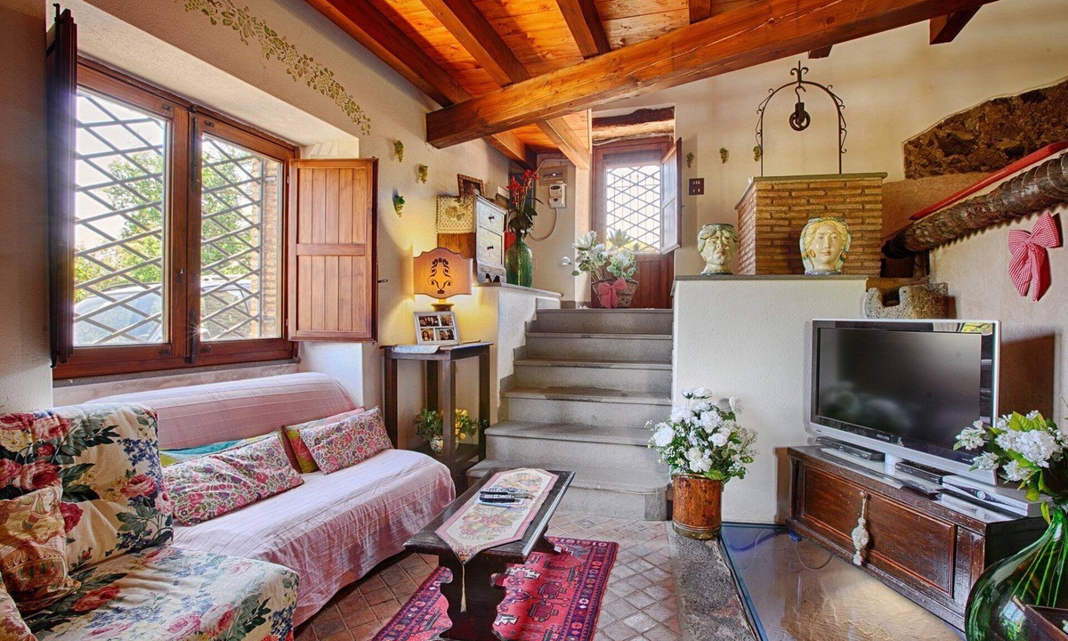 Aci Bonaccorsi Cottage | Charming period house