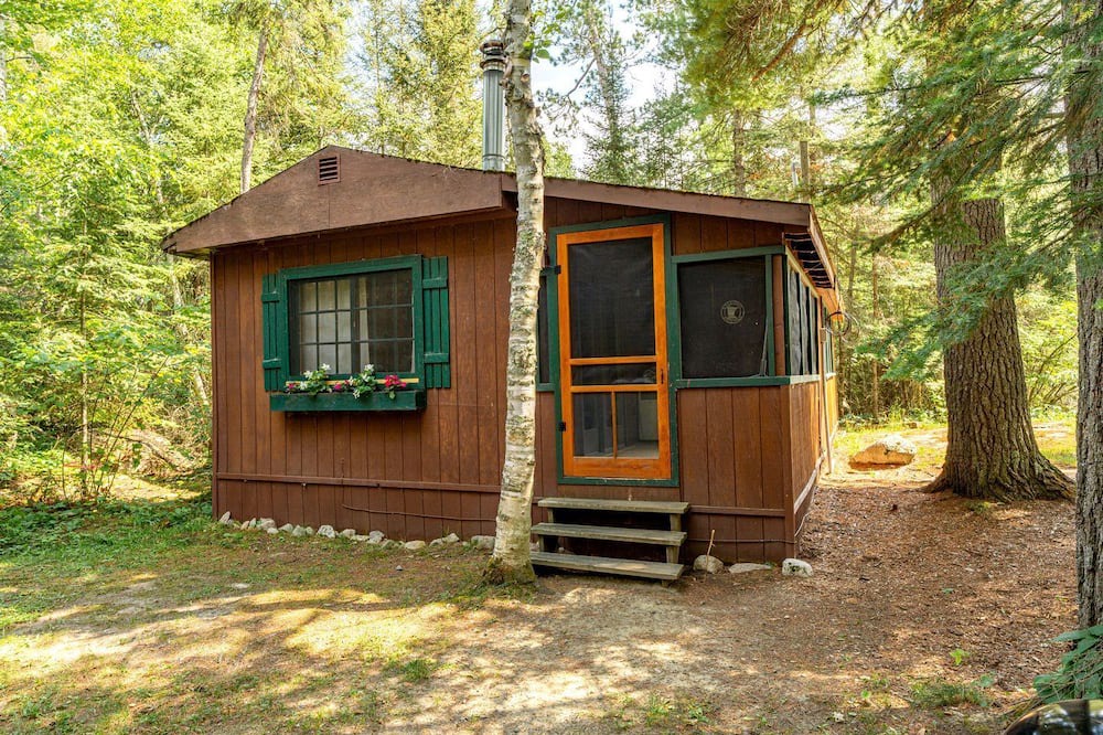 Ely Cabin | Charming Pet-Friendly Cabin in Ely, Ideal for Getaways to Nature in Minnesota