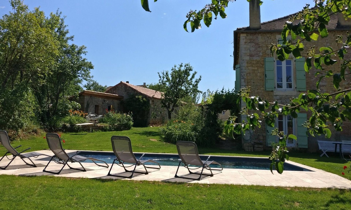 Luzech House | Charming Quercynoise House with Private Pool – Peace & Nature in Luzech