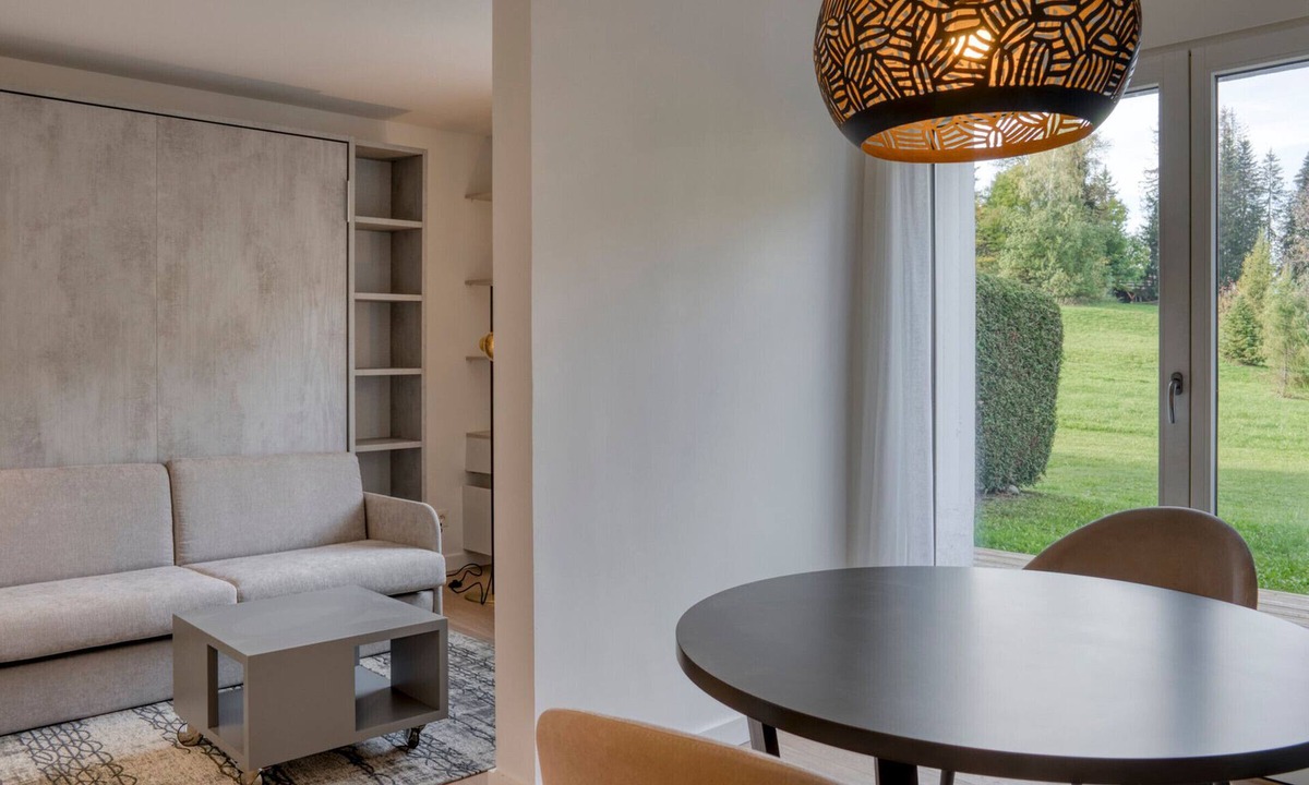 Le Planellet Apartment | Charming Renovated Studio with Terrace & Garden, 400m from Ski Slopes – Megeve Mont d'Arbois