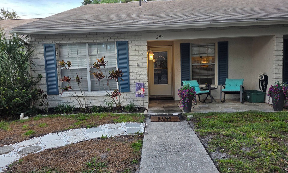 Safety Harbor Villa | Charming Safety Harbor Villa - Walk to downtown and Philippe Park- Pet friendly