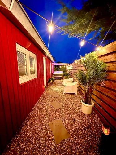 Vijfhuizen House | Charming Scandinavian eco house with private garden and jacuzzi between Amsterdam Haarlem and Schiphol Airport