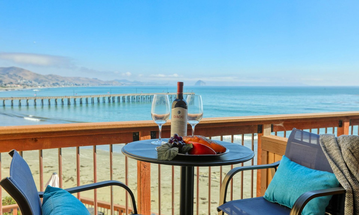 Cayucos Condo | Charming Seaside Retreat by Cayucos Pier