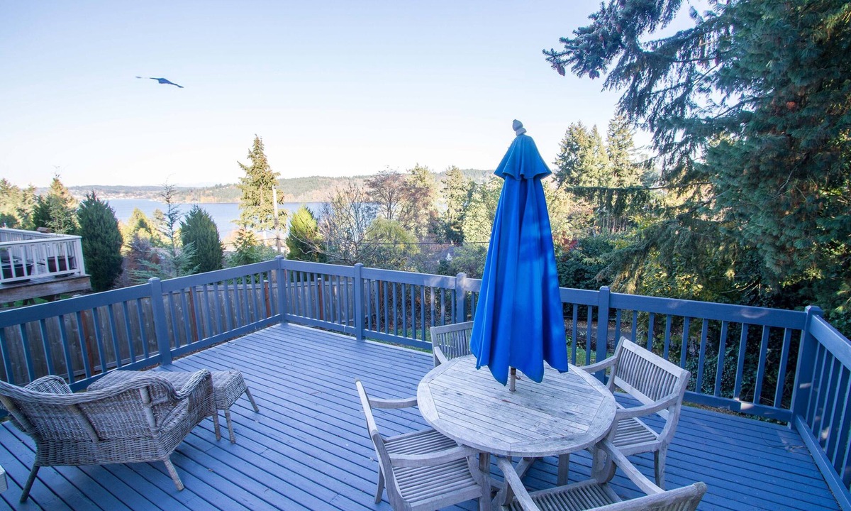 Lake City House | Charming Seattle Lake View House plus Studio