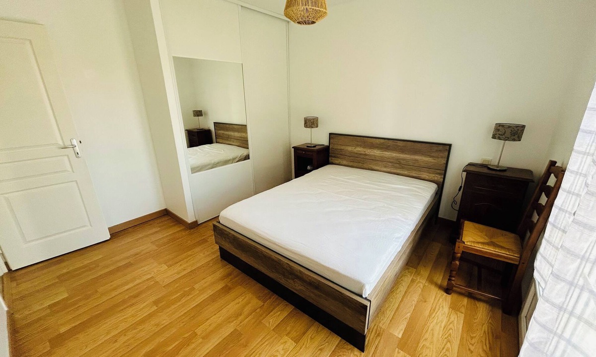 Port District House | Charming single-storey family home 90 m², close to the sea