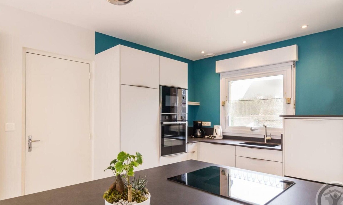 Saint-Pair-sur-Mer Cottage | Charming single-story house near beaches with private garden