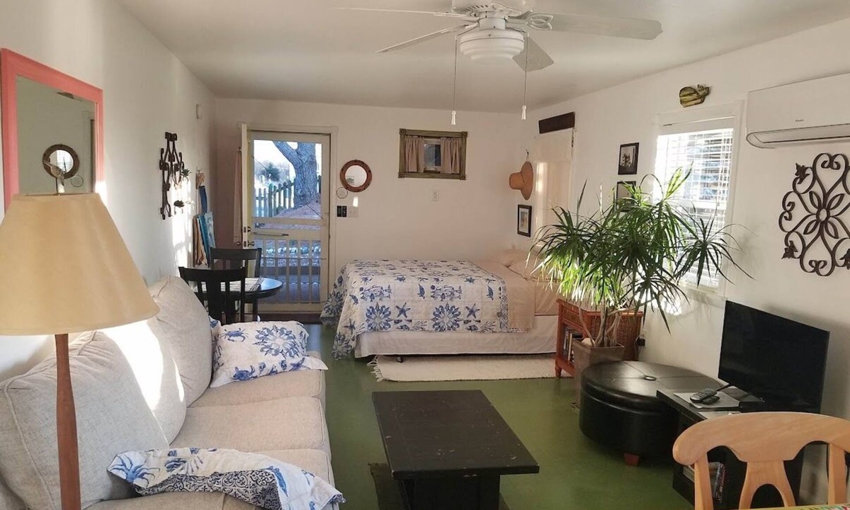 Nags Head Apartment | Charming Spacious Studio - Close to Beach. Many Thoughtful Extras!
