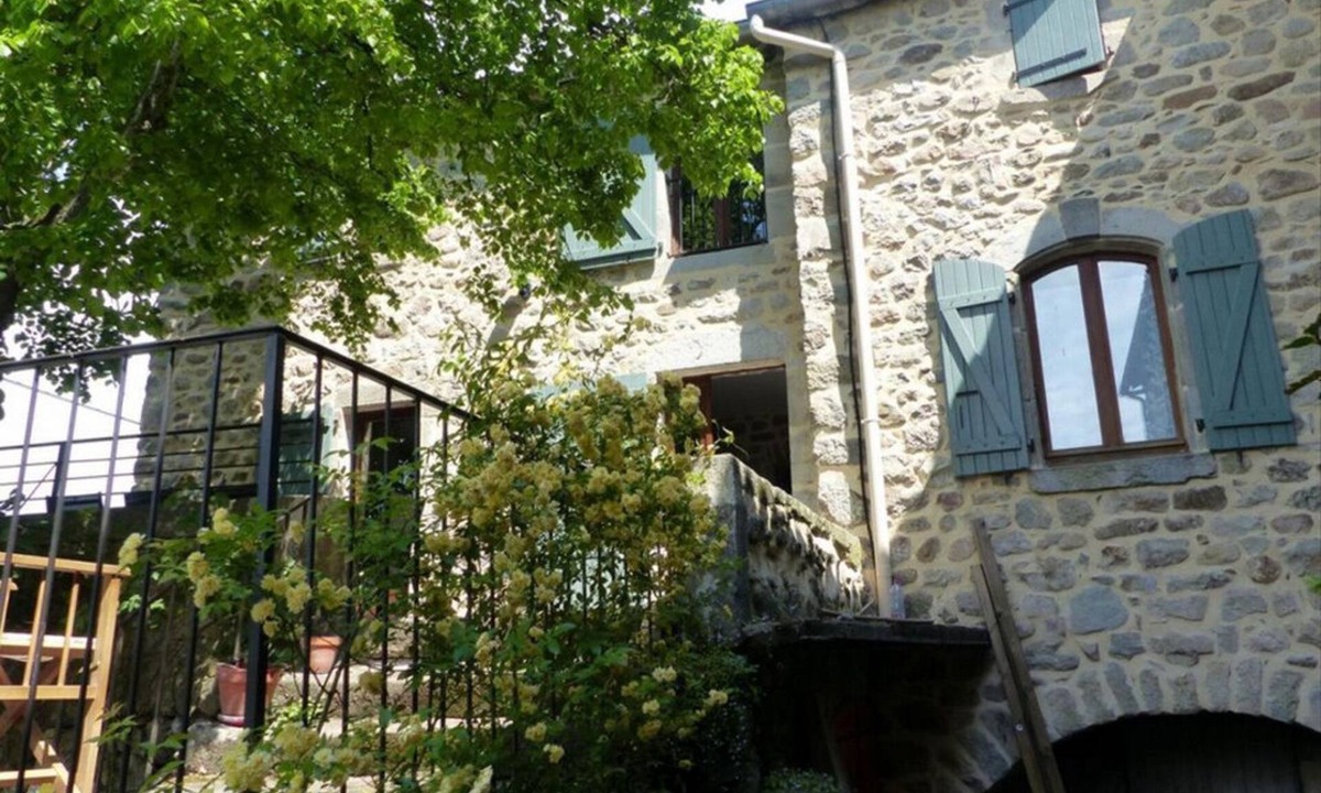 Largentiere House | Charming stone house in southern France—vacations with friends and family.
