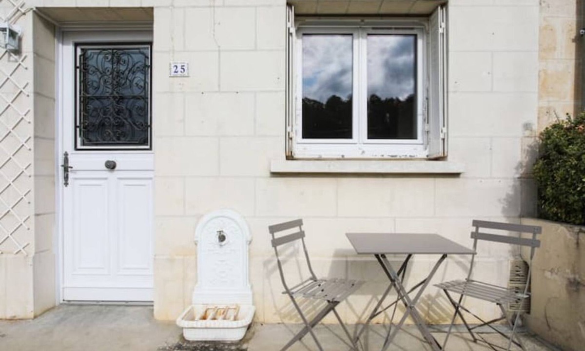 Pierrefonds House | Charming stone house